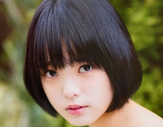 欅坂46のセンター平手友梨奈ちゃん(14)が近年希にみる逸材だと話題に！