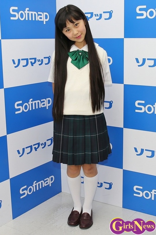 14歳中2モデル・須田理夏子ちゃんがアニメから出てきた女の子って感じで可愛すぎると話題！