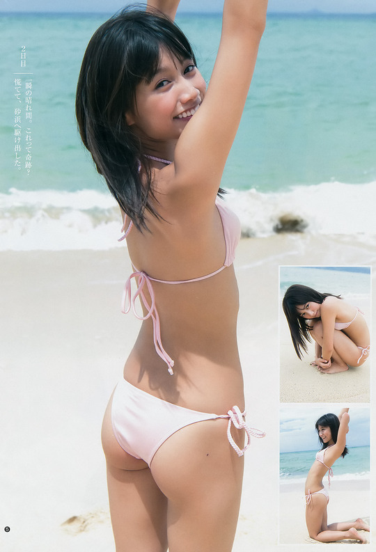 モデル武田あやなちゃんのスレンダーな水着姿がとてもエッチだと話題に！