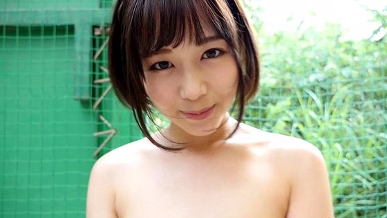 あのアイドルグループ「あと３センチ」の潮田ひかるちゃんのスレンダーハイレグ水着姿がエロすぎる